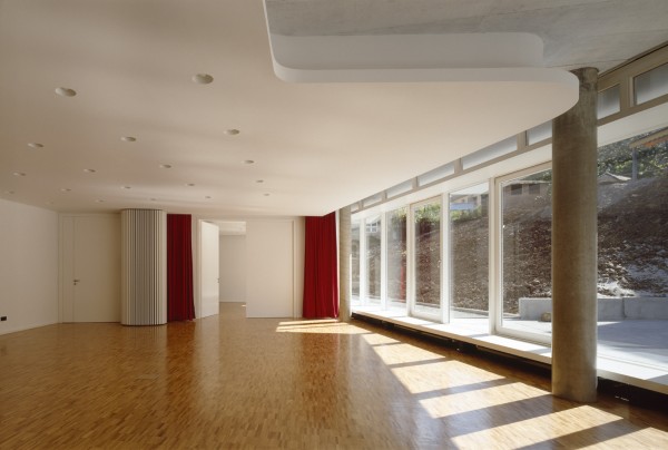 Gemeindehaus und Seniorenwohnungen in Stuttgart
